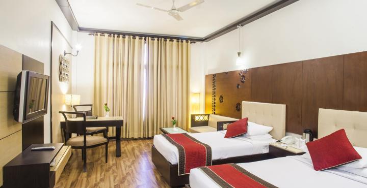 Hotel Maharaja Regency Ludhiana Ngoại thất bức ảnh