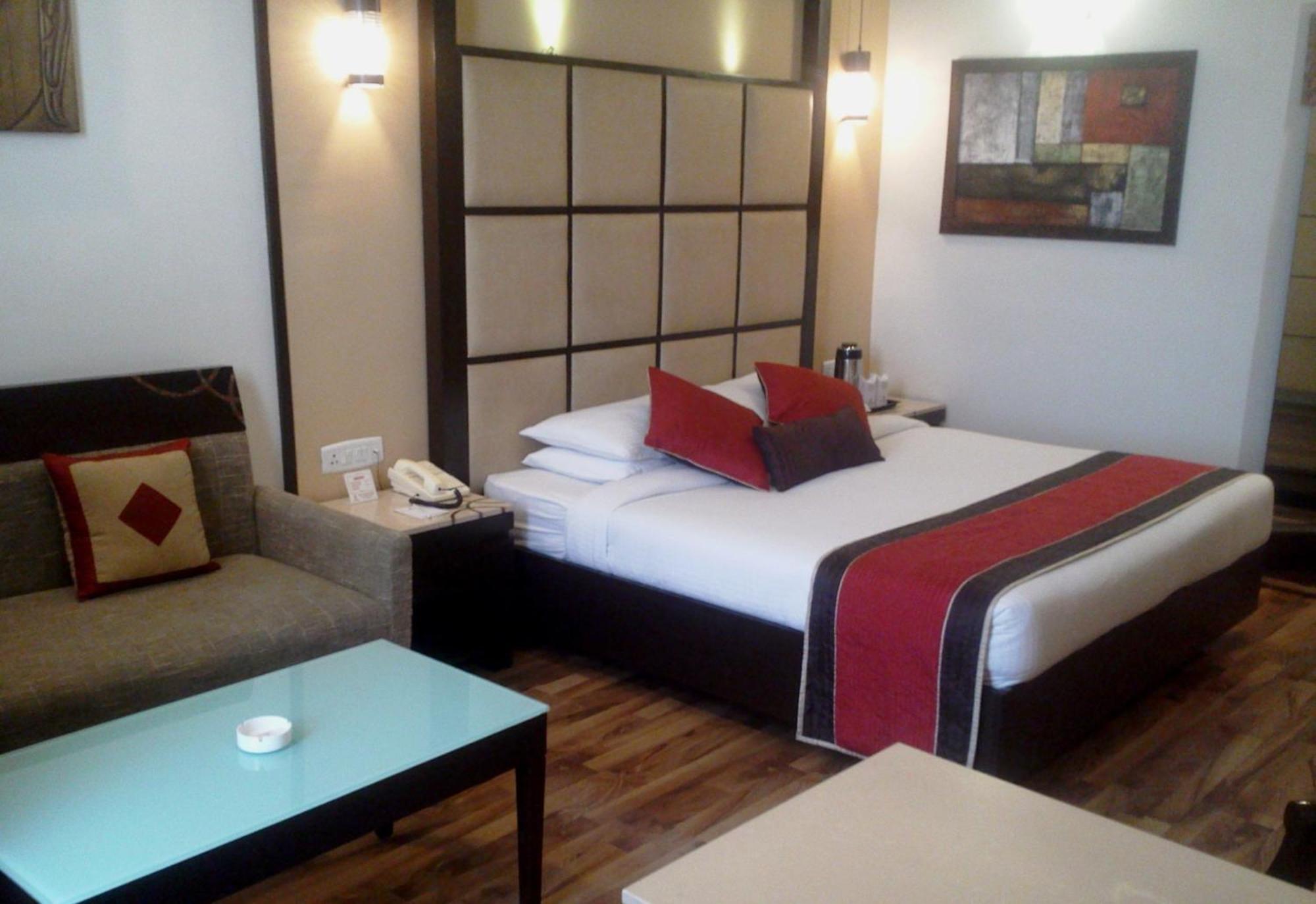 Hotel Maharaja Regency Ludhiana Ngoại thất bức ảnh
