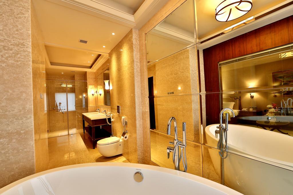 Hotel Maharaja Regency Ludhiana Ngoại thất bức ảnh